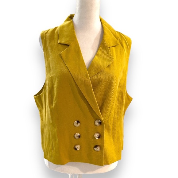 Free People Gabbie Vest Mustard Yellow Size NWOT - Picture 8 of 9